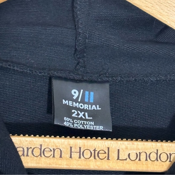 9/11 Memorial Never Forget Circle Hooded Sweatshirt. Unisex size 2XL. Never Worn - Picture 4 of 5